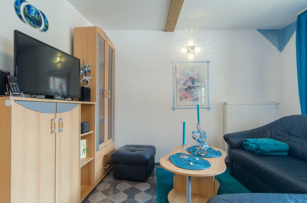 Appartement Haus Sonnenschein à Goessweinstein Extérieur photo